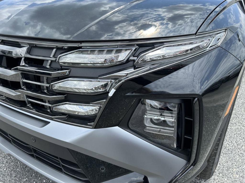 new 2025 Hyundai TUCSON Hybrid car, priced at $41,255