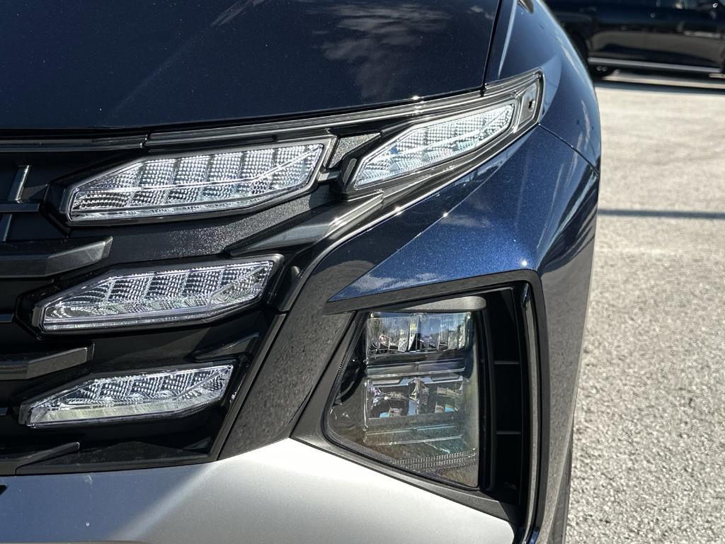 new 2025 Hyundai TUCSON Hybrid car, priced at $35,308