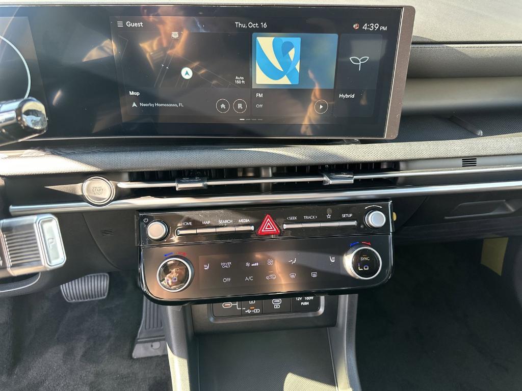 new 2025 Hyundai TUCSON Hybrid car, priced at $35,308