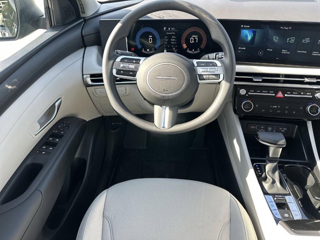new 2025 Hyundai Tucson car, priced at $29,425