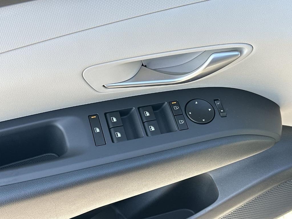 new 2025 Hyundai Tucson car, priced at $29,425