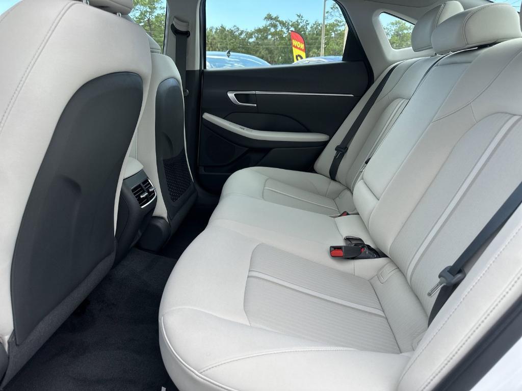 new 2025 Hyundai Sonata Hybrid car, priced at $30,872