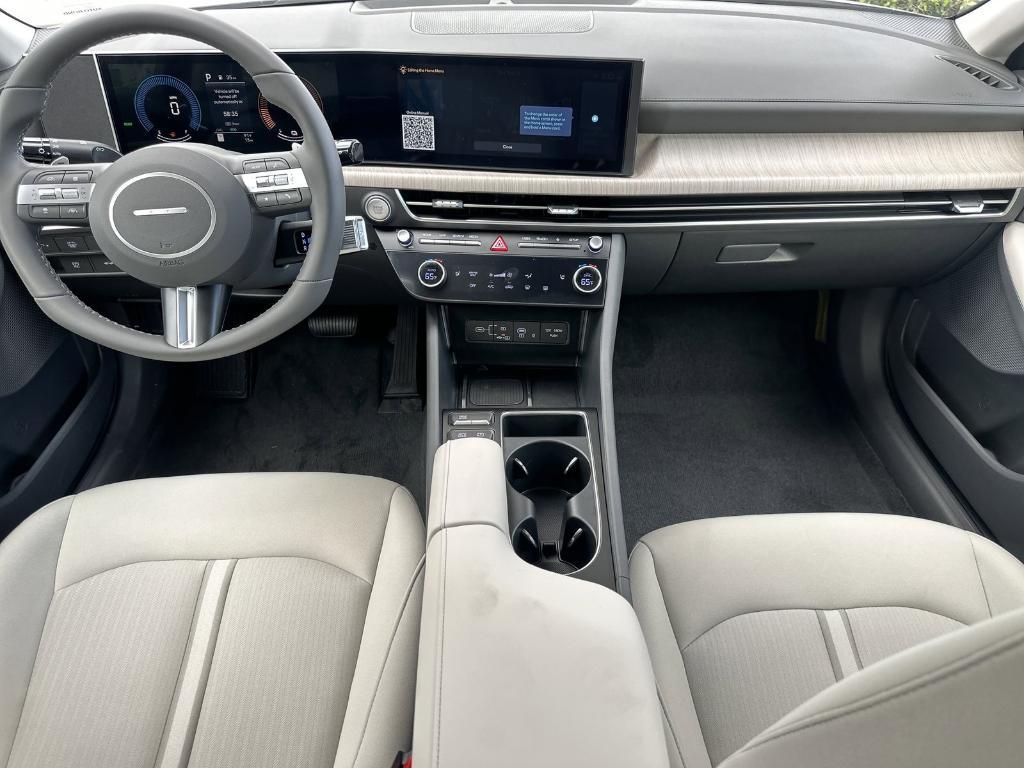 new 2025 Hyundai Sonata Hybrid car, priced at $30,872