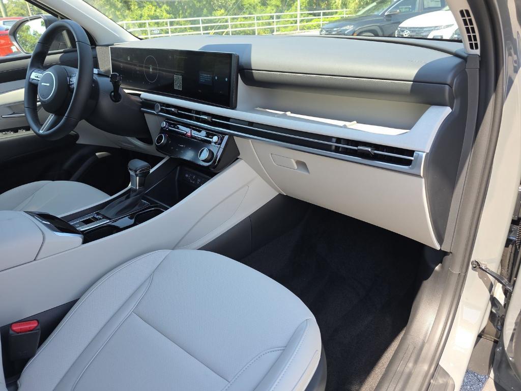 new 2025 Hyundai Tucson car, priced at $31,804