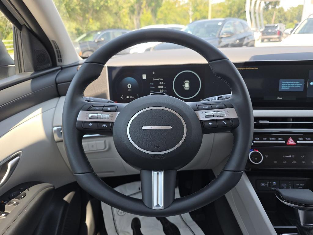 new 2025 Hyundai Tucson car, priced at $31,804