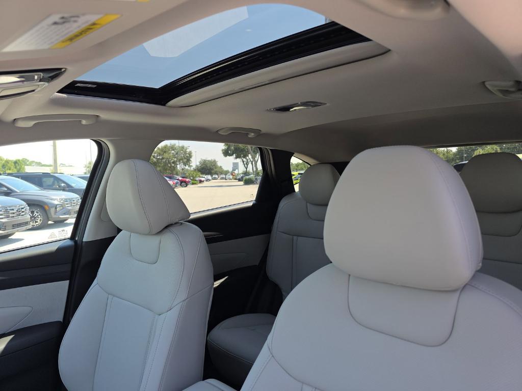new 2025 Hyundai Tucson car, priced at $31,804