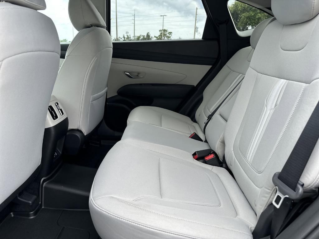 new 2025 Hyundai Tucson car, priced at $28,175