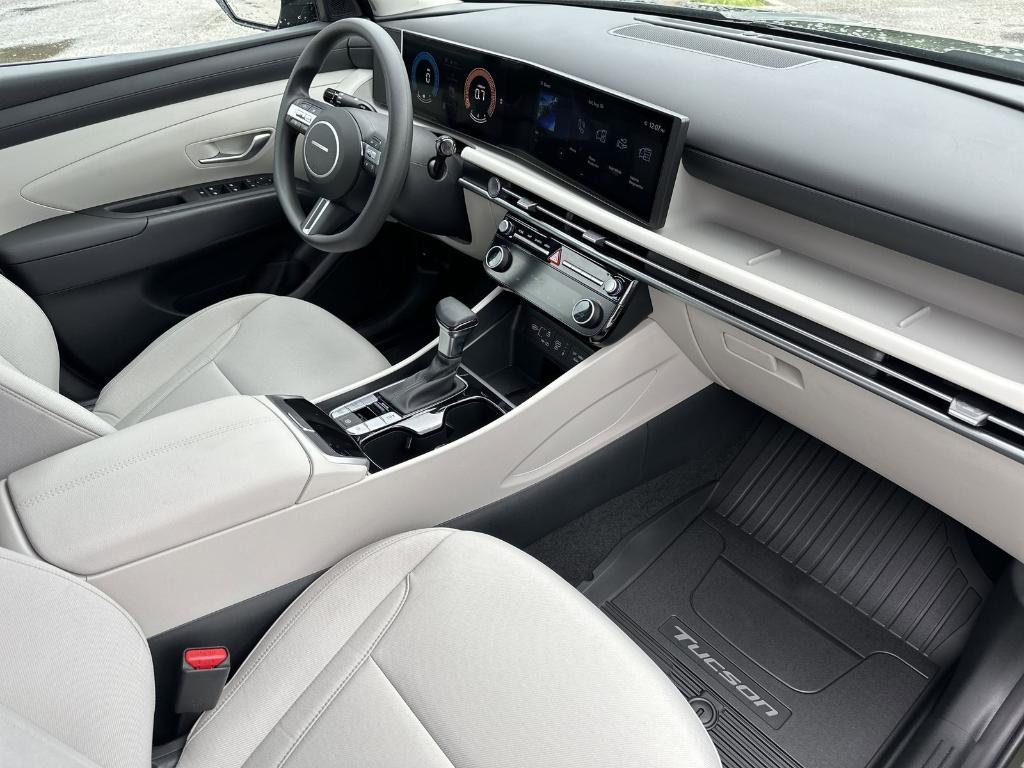 new 2025 Hyundai Tucson car, priced at $28,175