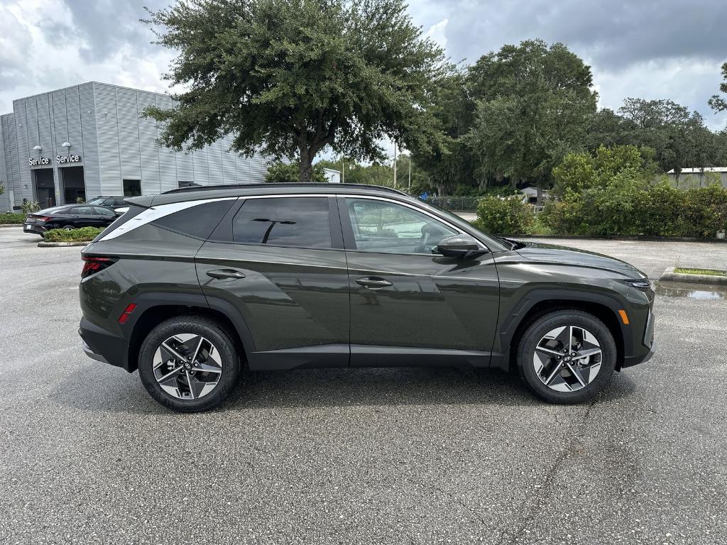 new 2025 Hyundai Tucson car, priced at $28,175