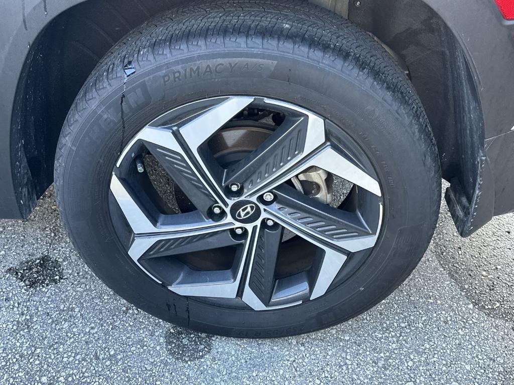 used 2024 Hyundai TUCSON Hybrid car, priced at $28,526