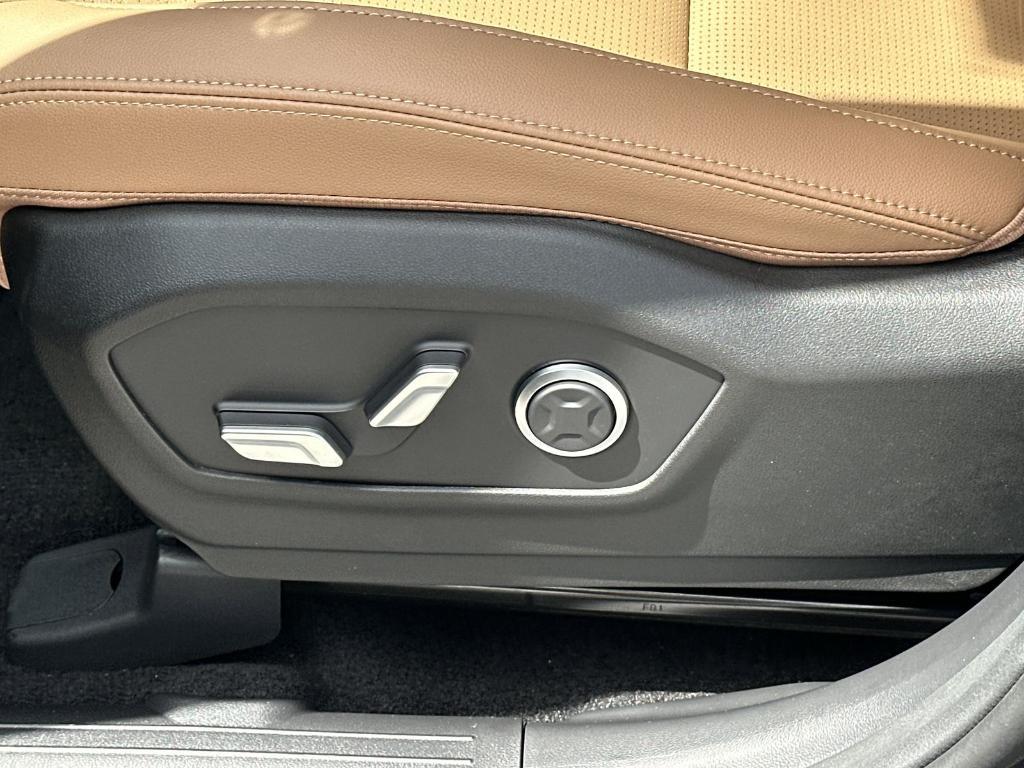 new 2026 Hyundai SANTA FE HEV car, priced at $43,945