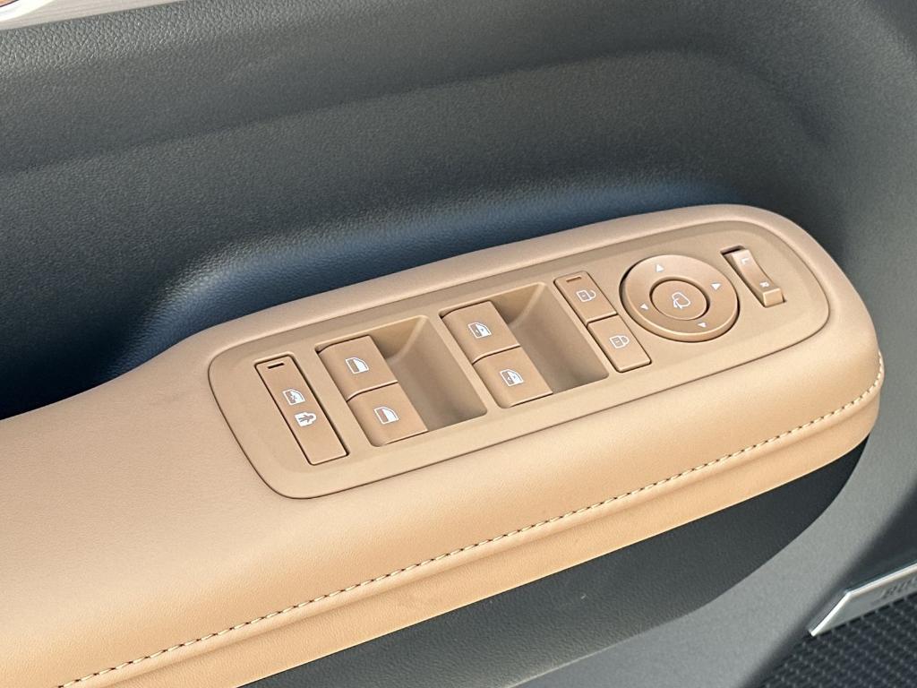new 2026 Hyundai SANTA FE HEV car, priced at $43,945