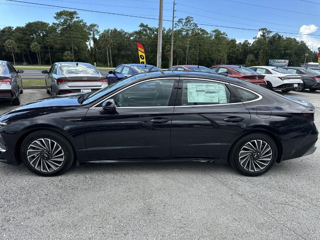 new 2025 Hyundai Sonata Hybrid car, priced at $36,839