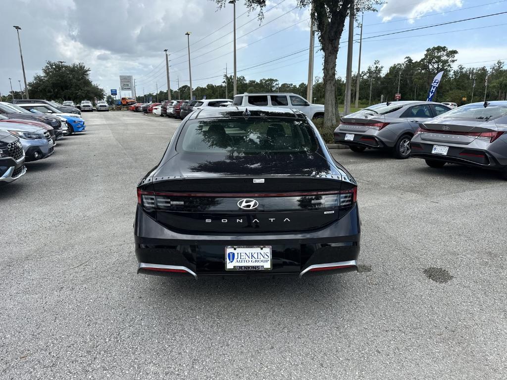 new 2025 Hyundai Sonata Hybrid car, priced at $36,839