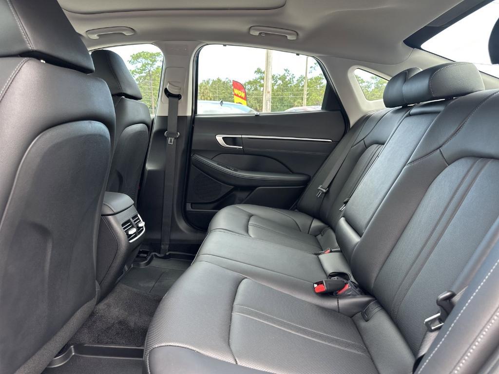 new 2025 Hyundai Sonata Hybrid car, priced at $36,839