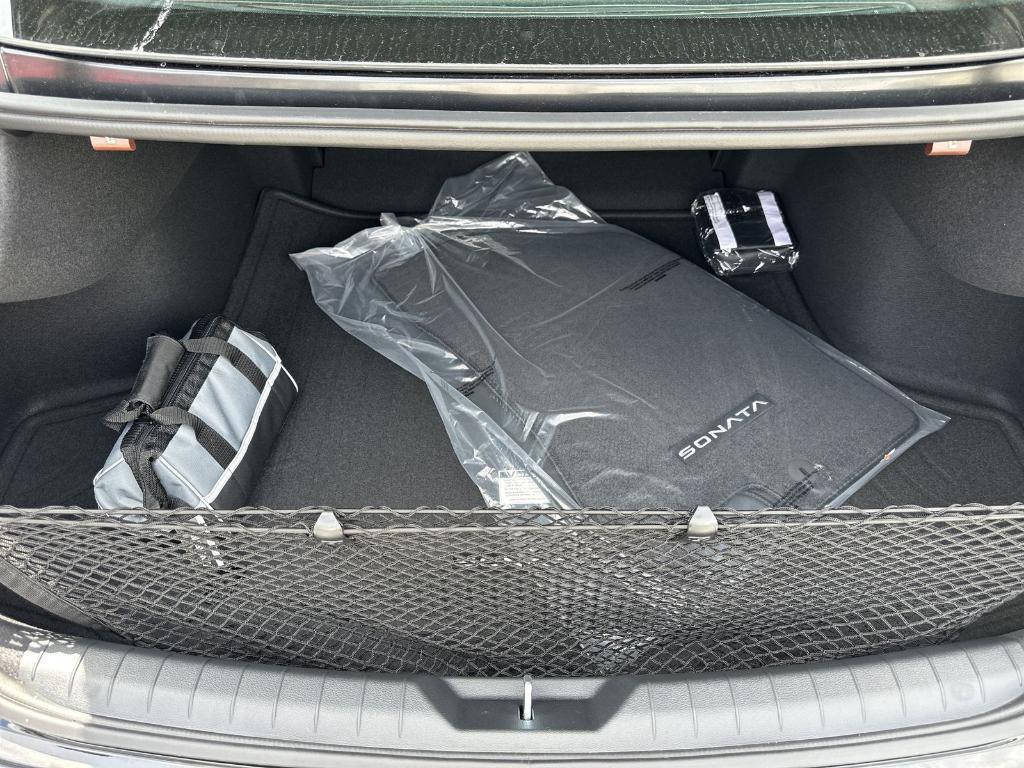 new 2025 Hyundai Sonata Hybrid car, priced at $36,632