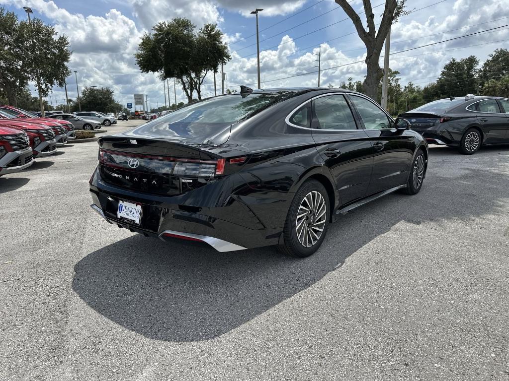 new 2025 Hyundai Sonata Hybrid car, priced at $36,632