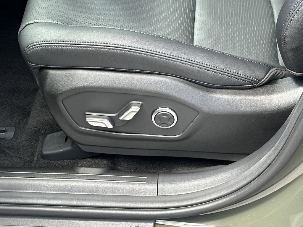 new 2026 Hyundai SANTA FE HEV car, priced at $42,695