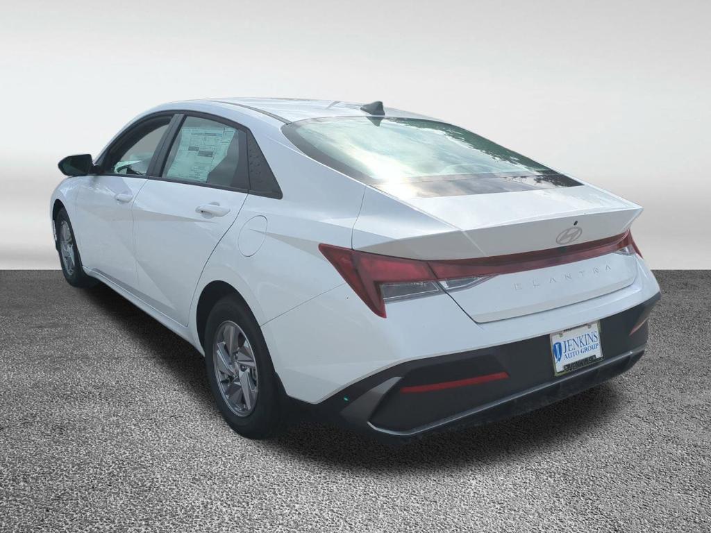 new 2025 Hyundai Elantra car, priced at $23,350