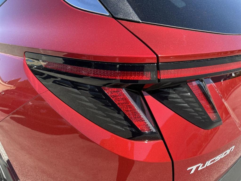 new 2025 Hyundai TUCSON Hybrid car, priced at $35,093