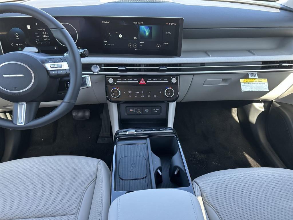 new 2025 Hyundai TUCSON Hybrid car, priced at $35,093