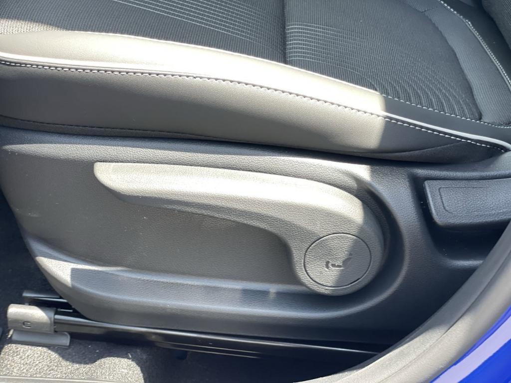 new 2025 Hyundai Venue car, priced at $24,516