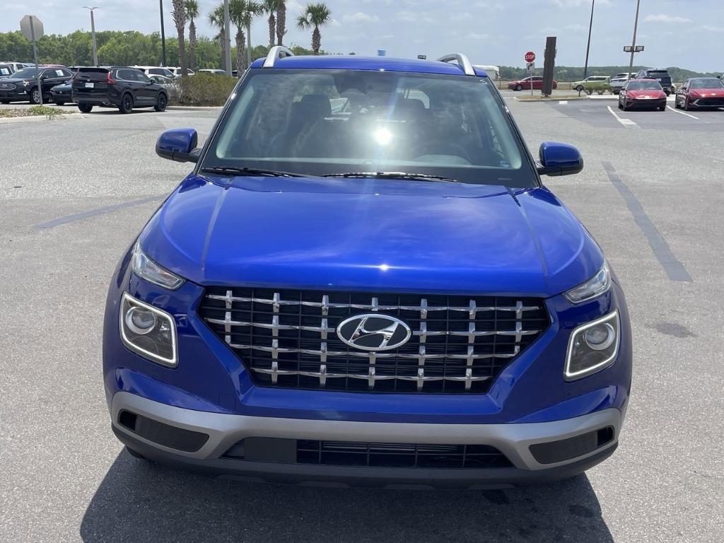 new 2025 Hyundai Venue car, priced at $24,516