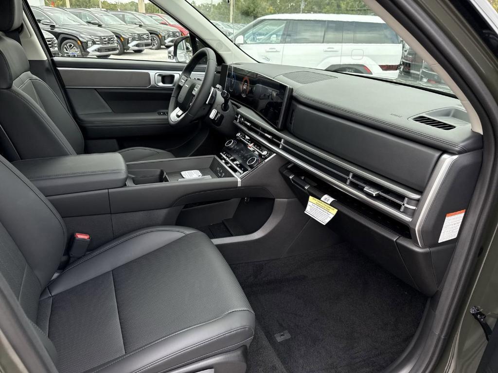 new 2026 Hyundai SANTA FE HEV car, priced at $35,685