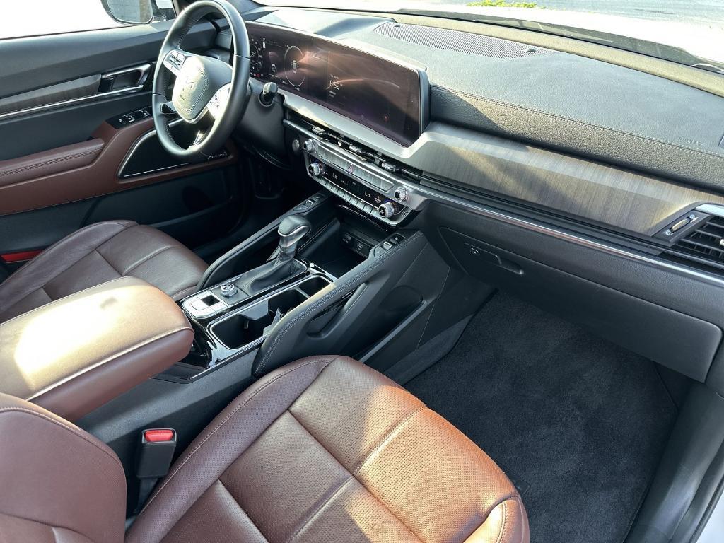 used 2024 Kia Telluride car, priced at $34,110