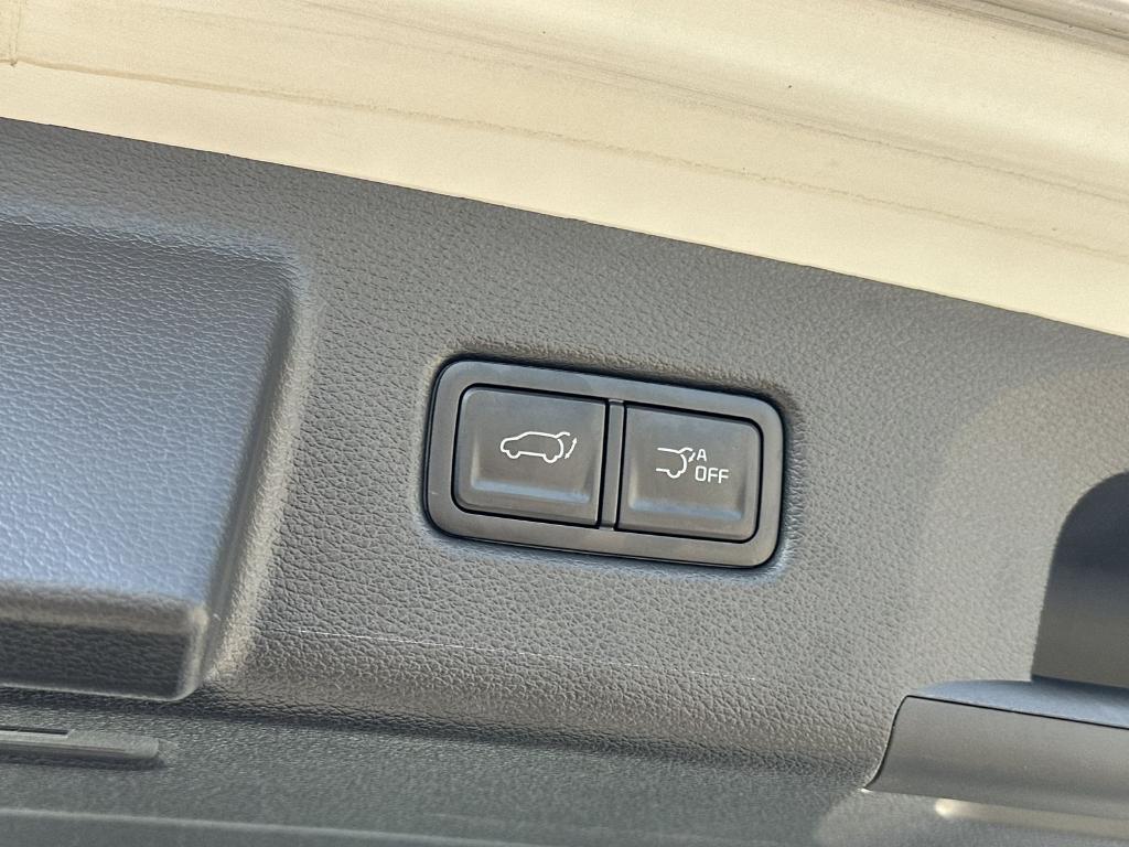 used 2024 Kia Telluride car, priced at $34,110