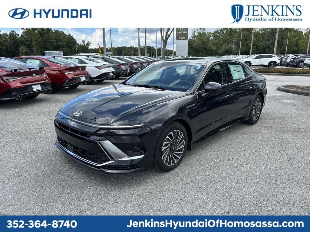 new 2025 Hyundai Sonata Hybrid car, priced at $30,590