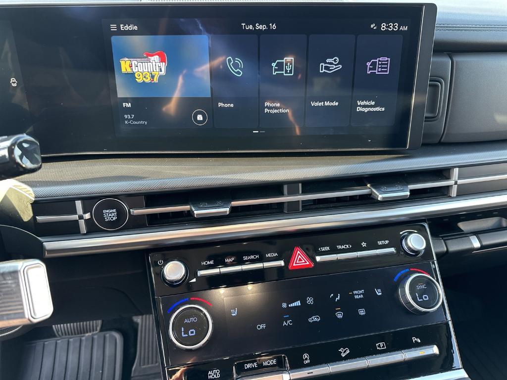 used 2025 Hyundai Santa Fe car, priced at $28,473