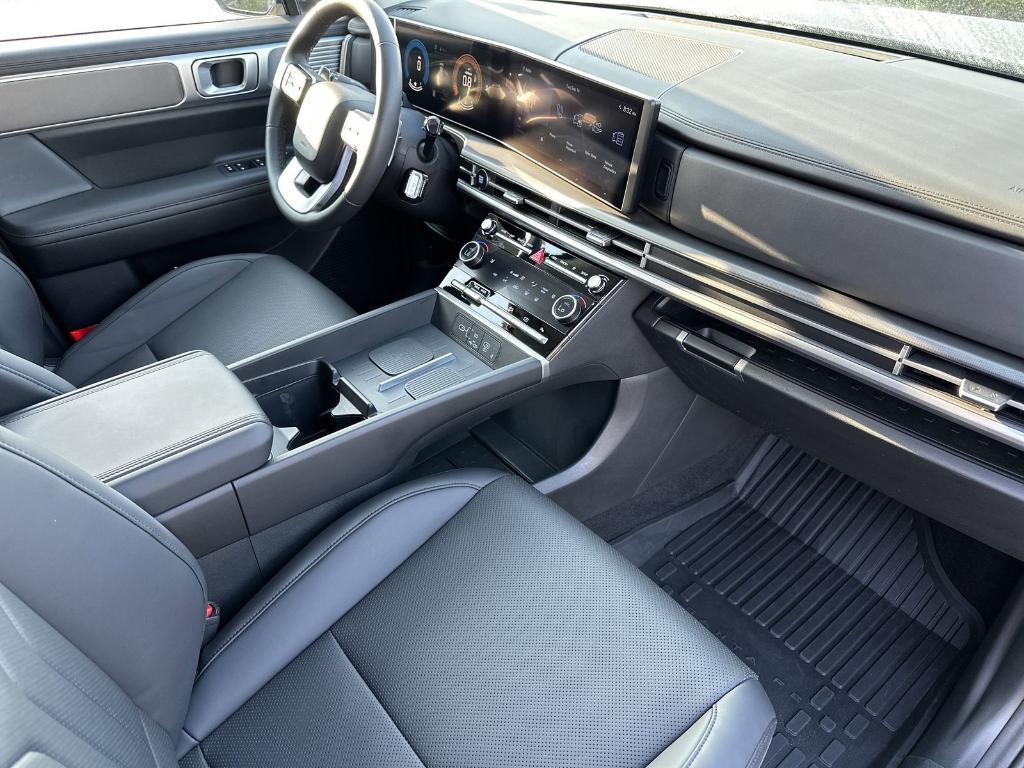 used 2025 Hyundai Santa Fe car, priced at $28,473