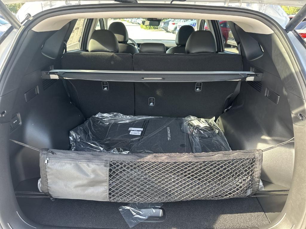 new 2025 Hyundai Tucson car, priced at $33,062