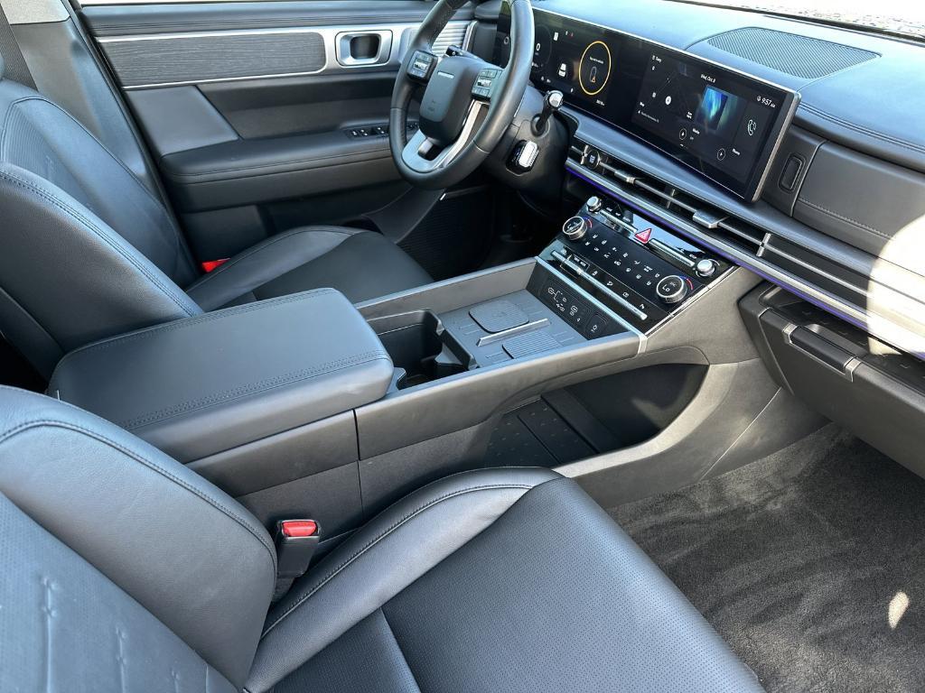 used 2024 Hyundai Santa Fe car, priced at $29,521