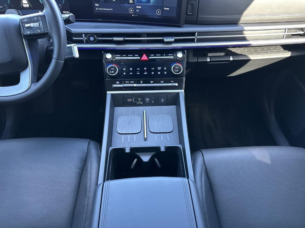 used 2024 Hyundai Santa Fe car, priced at $29,521