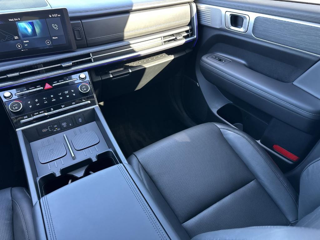 used 2024 Hyundai Santa Fe car, priced at $29,521