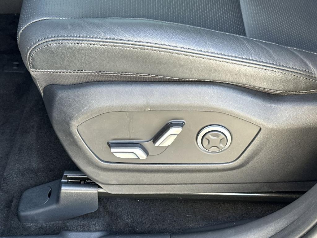 used 2024 Hyundai Santa Fe car, priced at $29,521