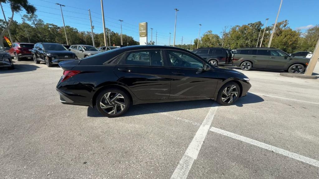 new 2025 Hyundai Elantra car, priced at $23,072