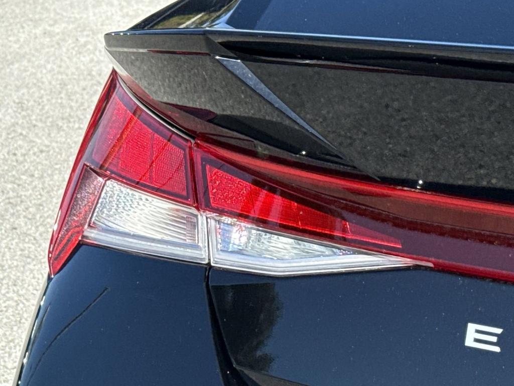 new 2025 Hyundai Elantra car, priced at $23,072
