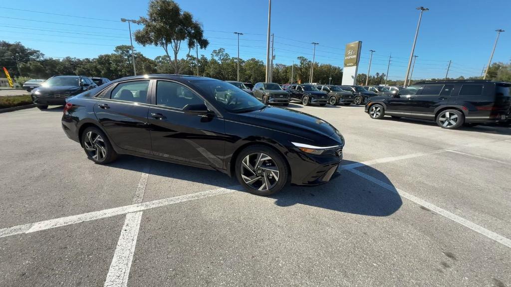 new 2025 Hyundai Elantra car, priced at $23,072