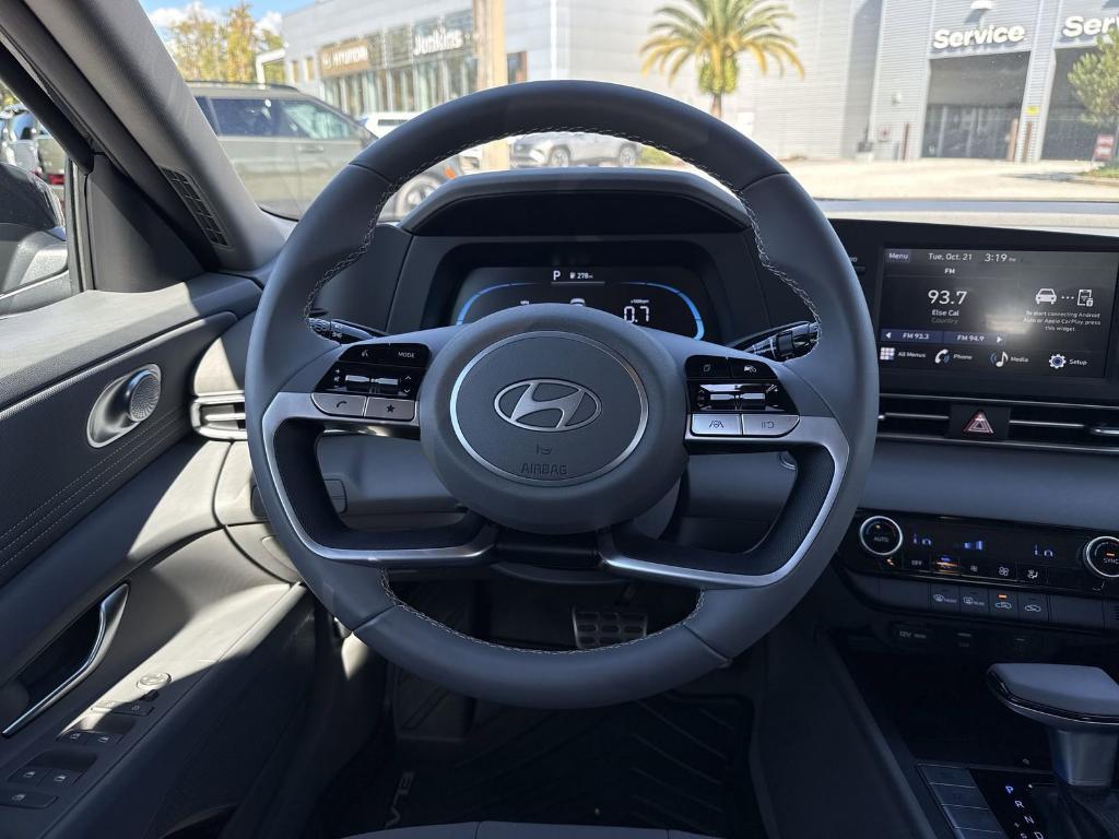 new 2025 Hyundai Elantra car, priced at $23,072