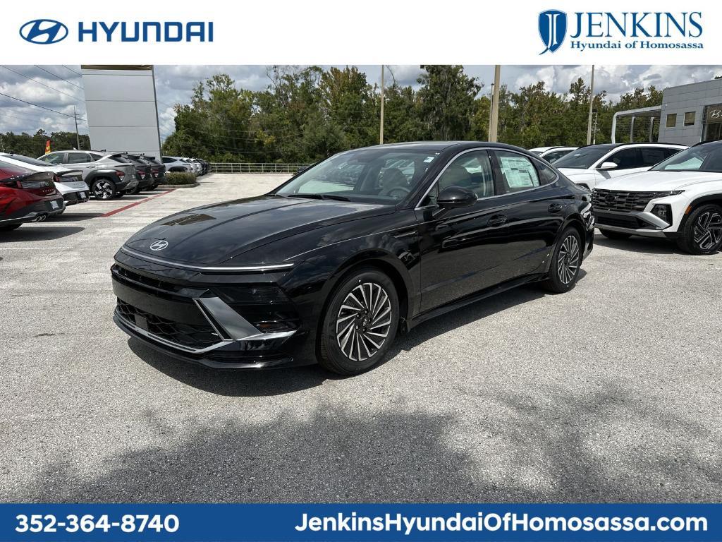 new 2025 Hyundai Sonata Hybrid car, priced at $30,380