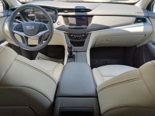 used 2022 Cadillac XT5 car, priced at $28,997