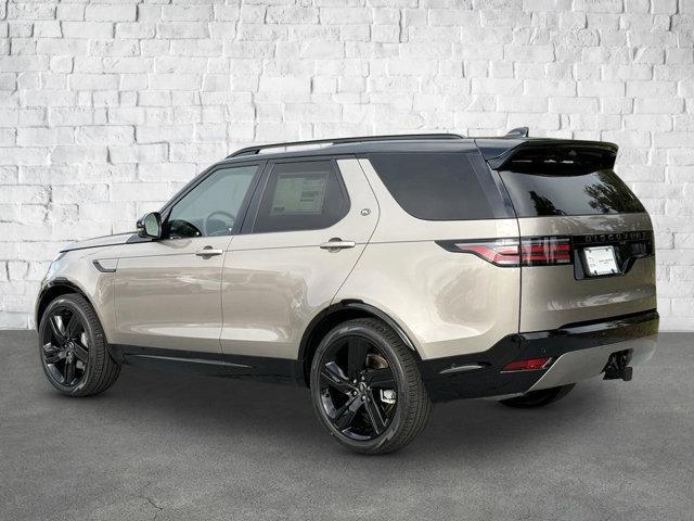 new 2025 Land Rover Discovery car, priced at $76,918