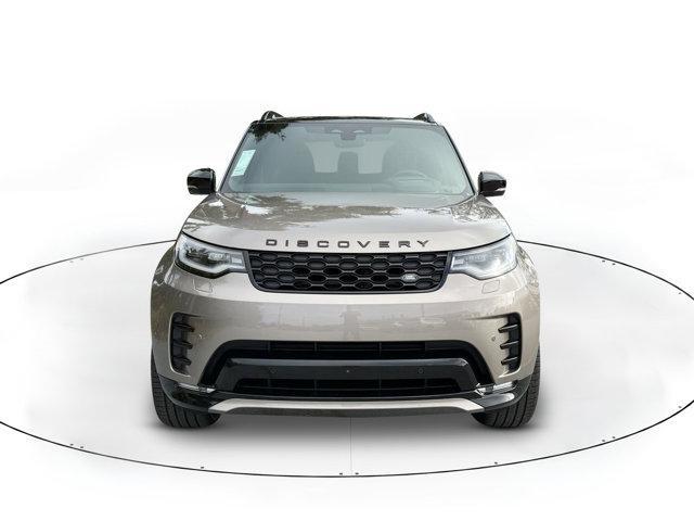 new 2025 Land Rover Discovery car, priced at $76,918