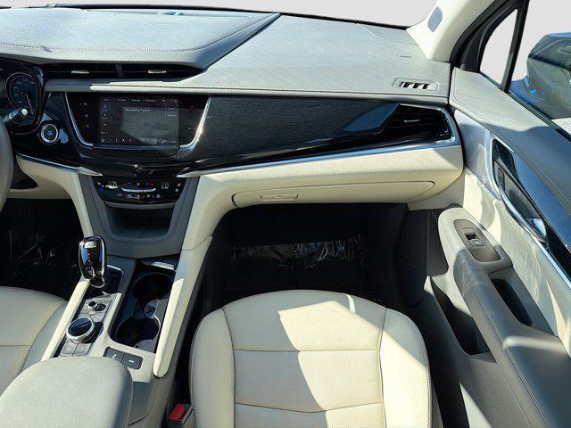 used 2024 Cadillac XT6 car, priced at $43,777