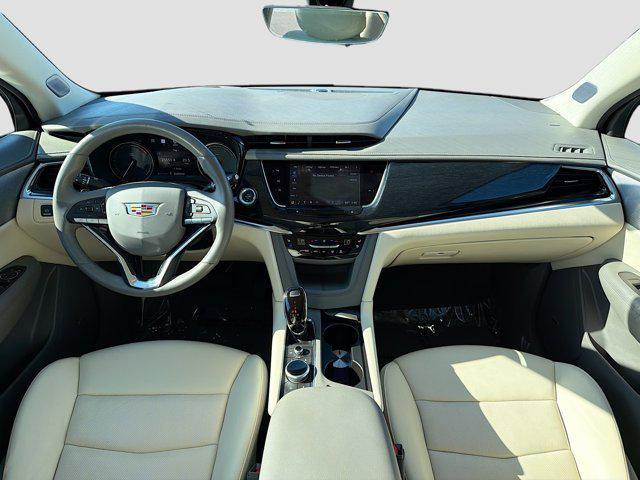 used 2024 Cadillac XT6 car, priced at $43,777
