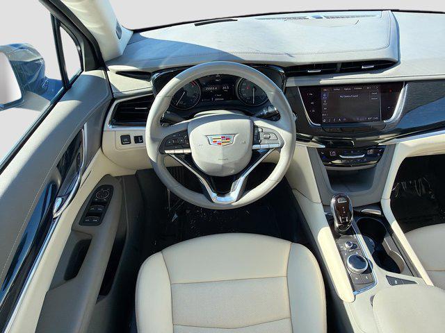 used 2024 Cadillac XT6 car, priced at $43,777