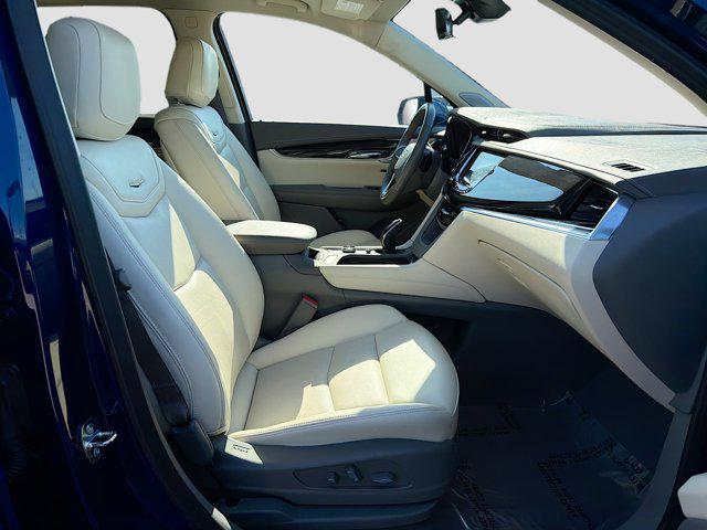 used 2024 Cadillac XT6 car, priced at $43,777